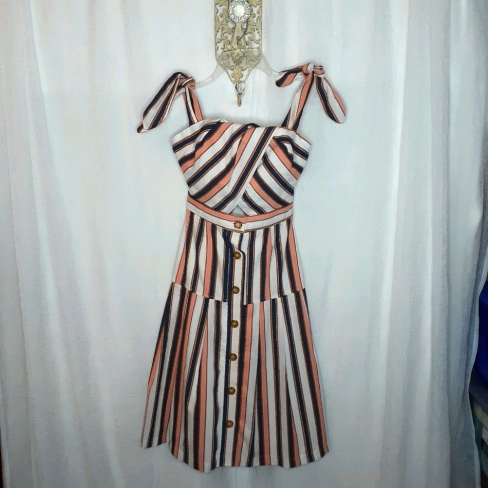 Gianni Bini‎ Sleeveless Striped Dress